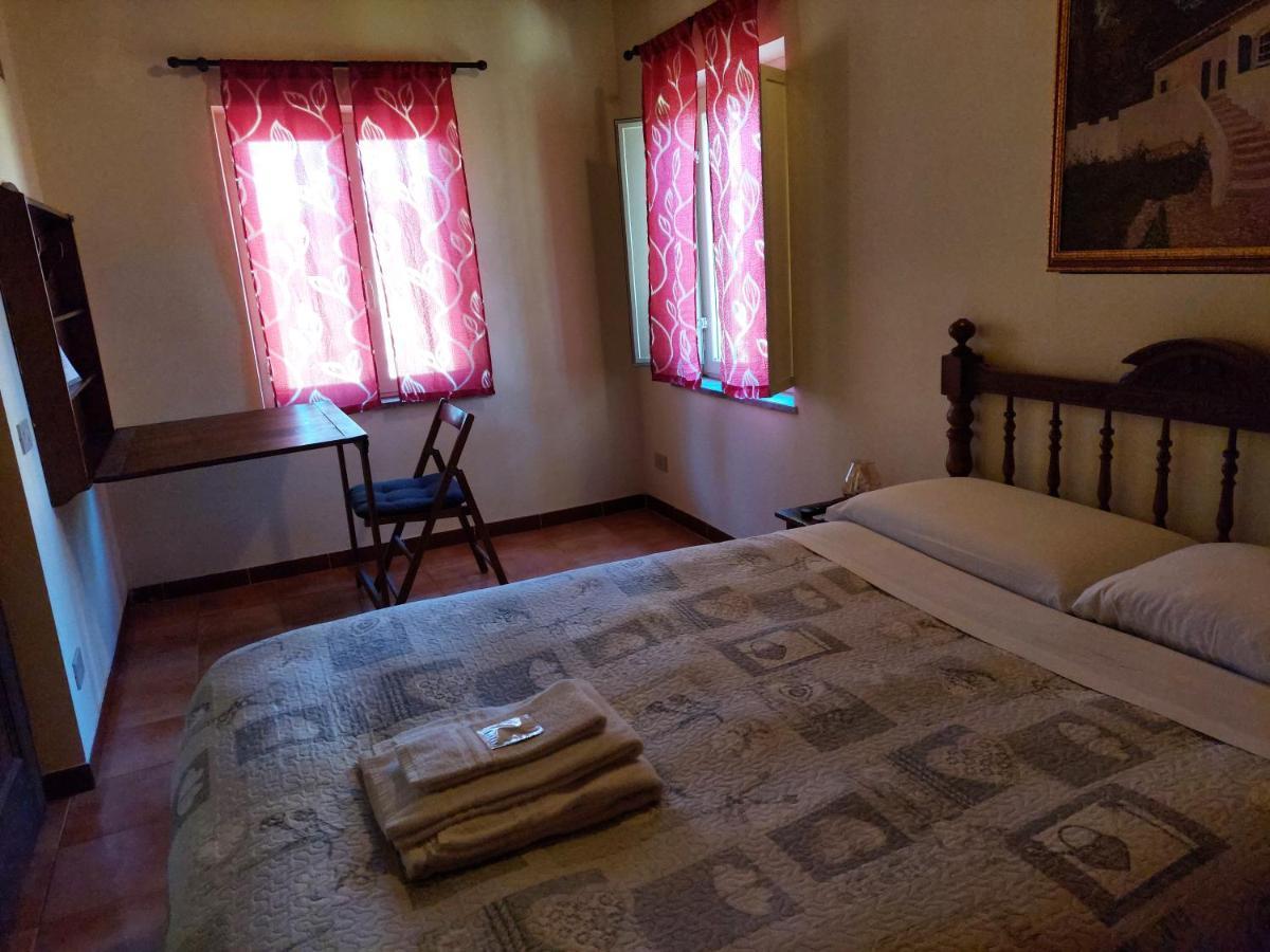 Bed And Breakfast Monticelli Capranica ภายนอก รูปภาพ